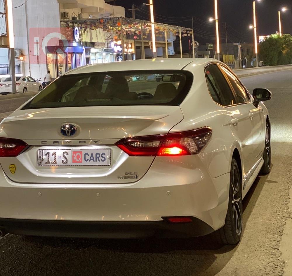 تۆیۆتا کامری